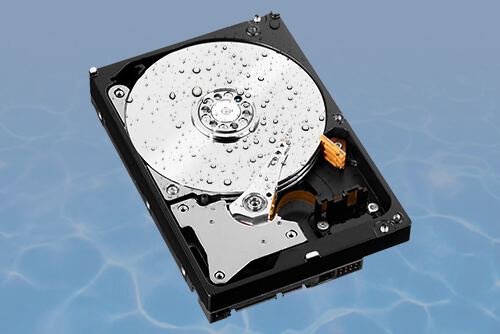 Durch Wasser beschädigte HDDs